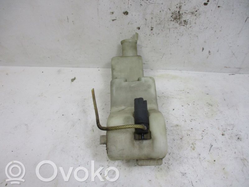 Front wiper blade arm