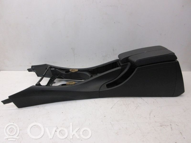 Center console   7130686,7137552,7130686,7137552