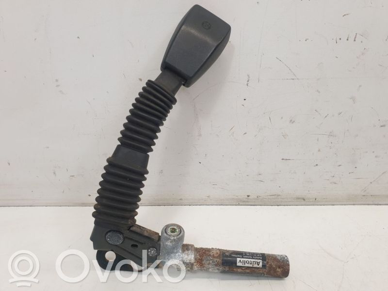 Hebilla del cinturón delantero   8261651,8261651