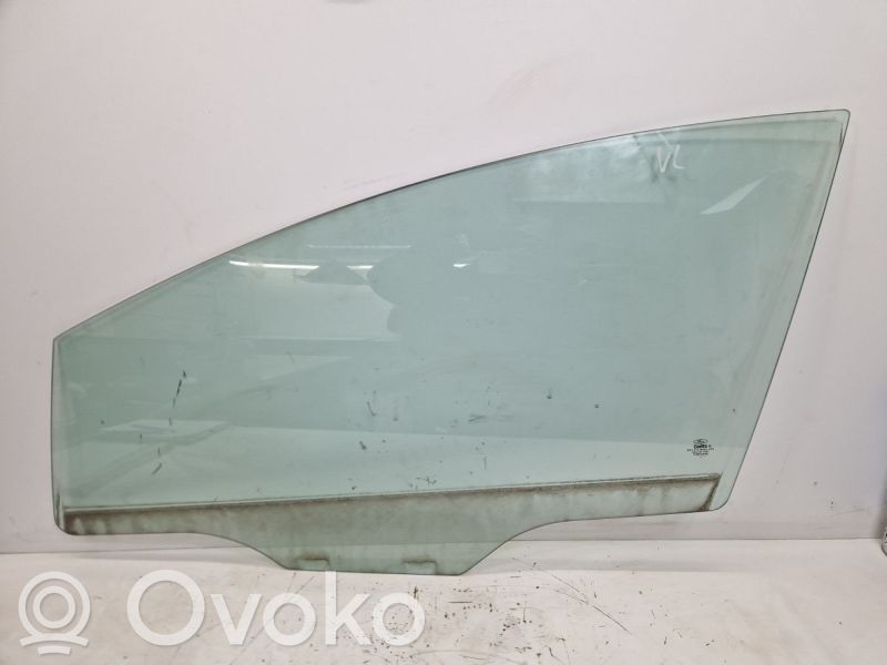 Etukolmioikkuna/-lasi