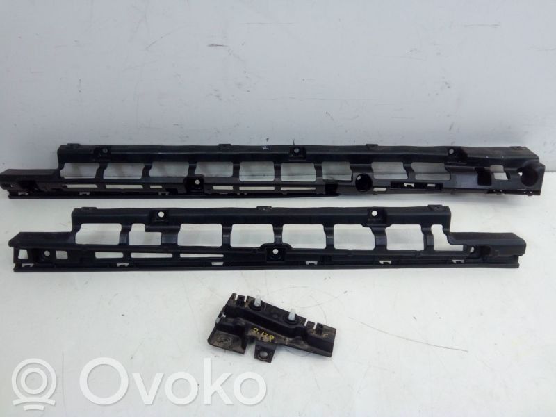 NIO ET7 Sill 