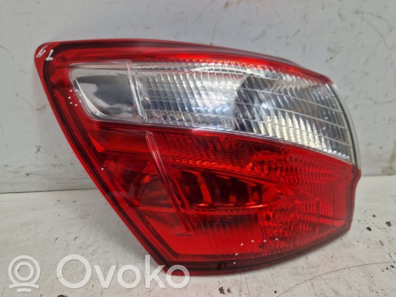 Nissan Qashqai Lampă spate în caroserie 