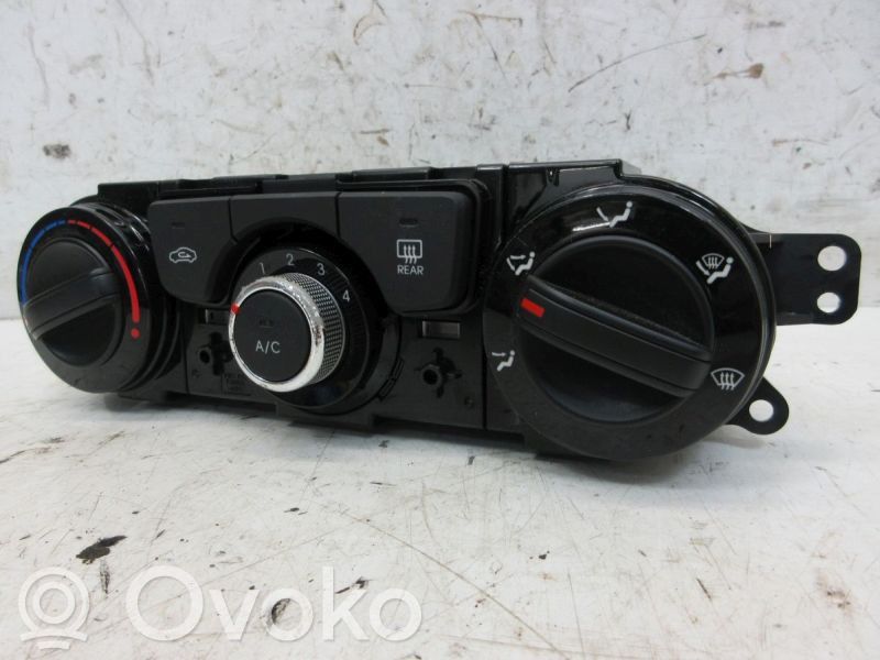 Hyundai i20 (PB PBT) Panel klimatyzacji
