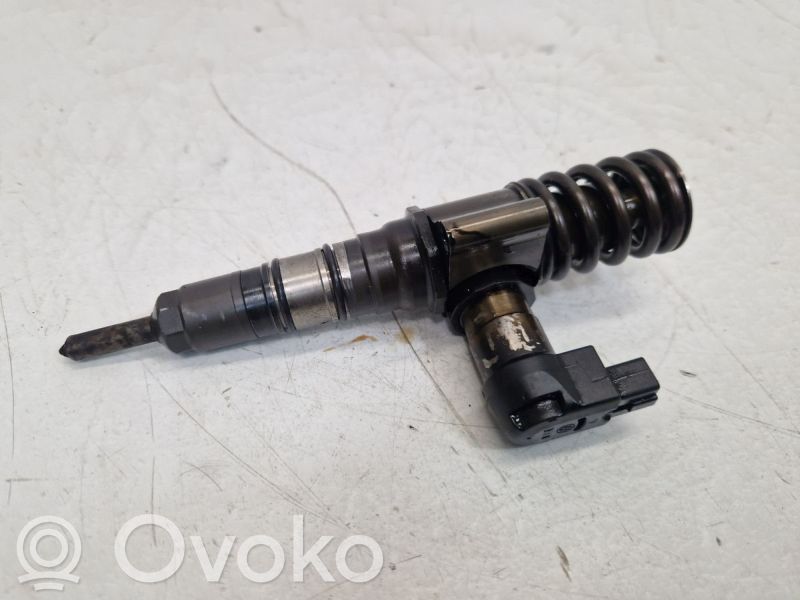 Volkswagen Touran I Injector combustibil
