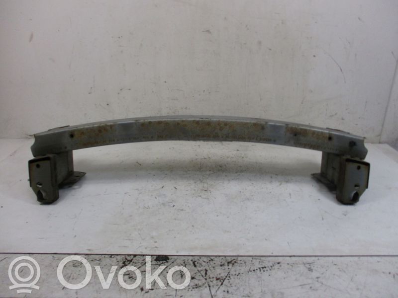 Jeep Patriot Etupuskurin poikittaistuki