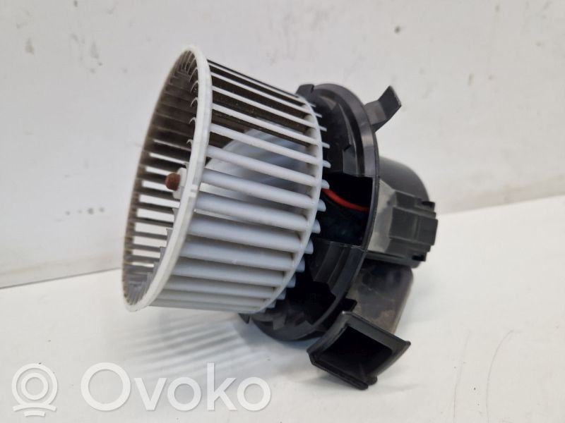 Renault Twingo III Ventola riscaldamento/ventilatore abitacolo 
