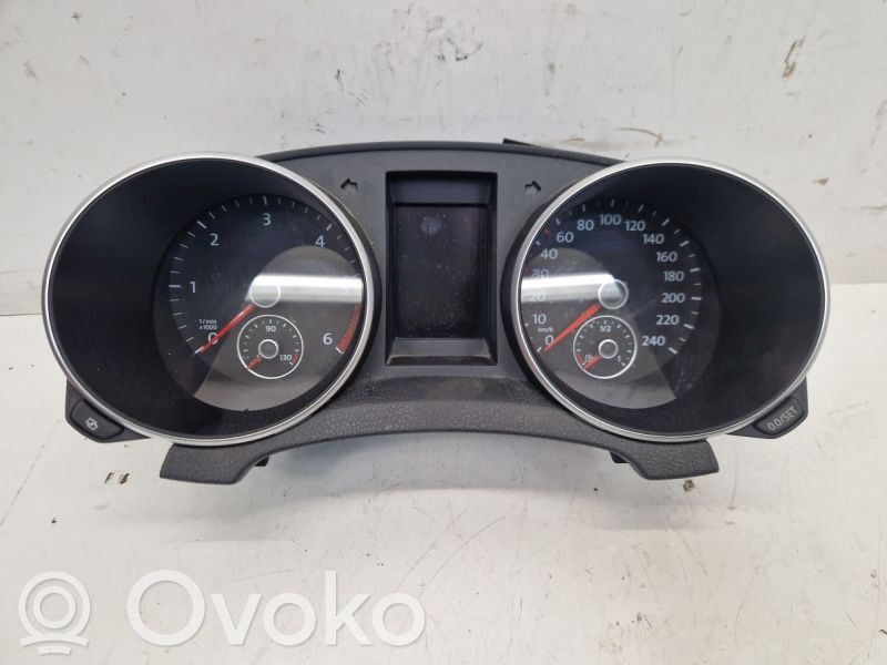 Volkswagen Golf VI Velocímetro (tablero de instrumentos)