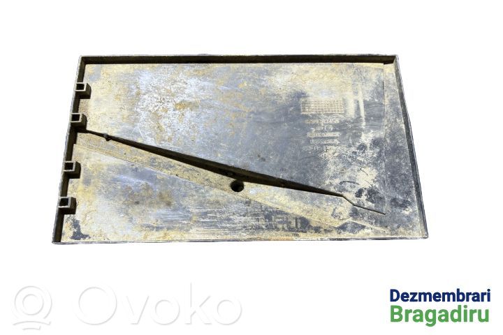 Dacia Logan I Półka akumulatora 