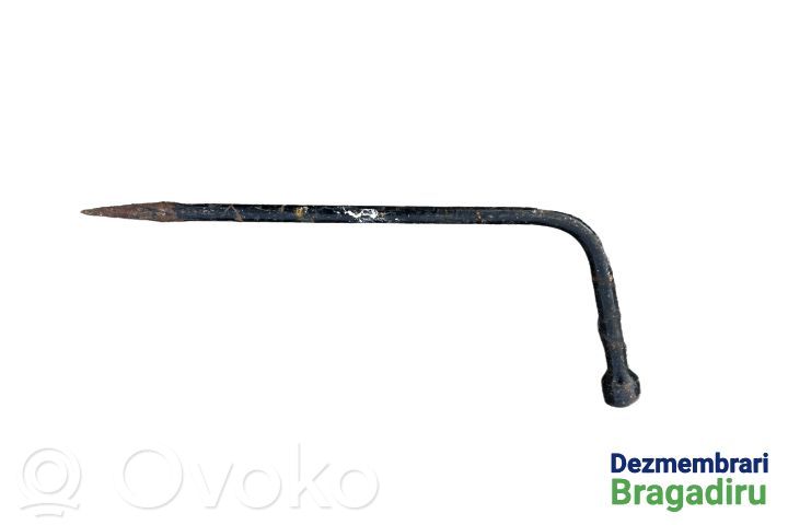 Llave de tuercas de rueda