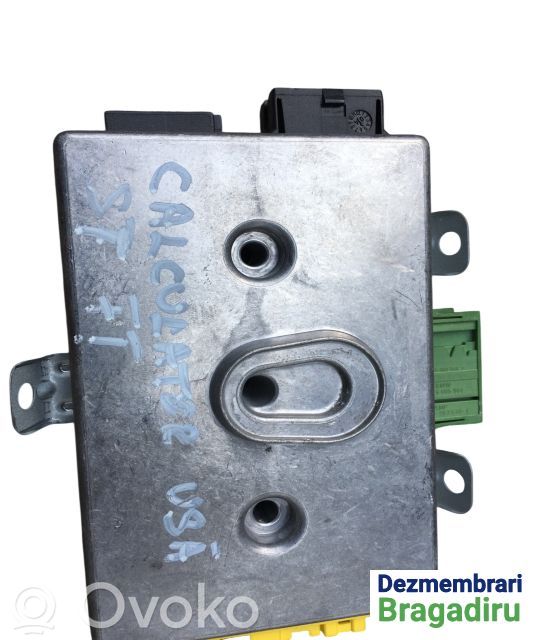 Unité de commande module de porte   6135695776201