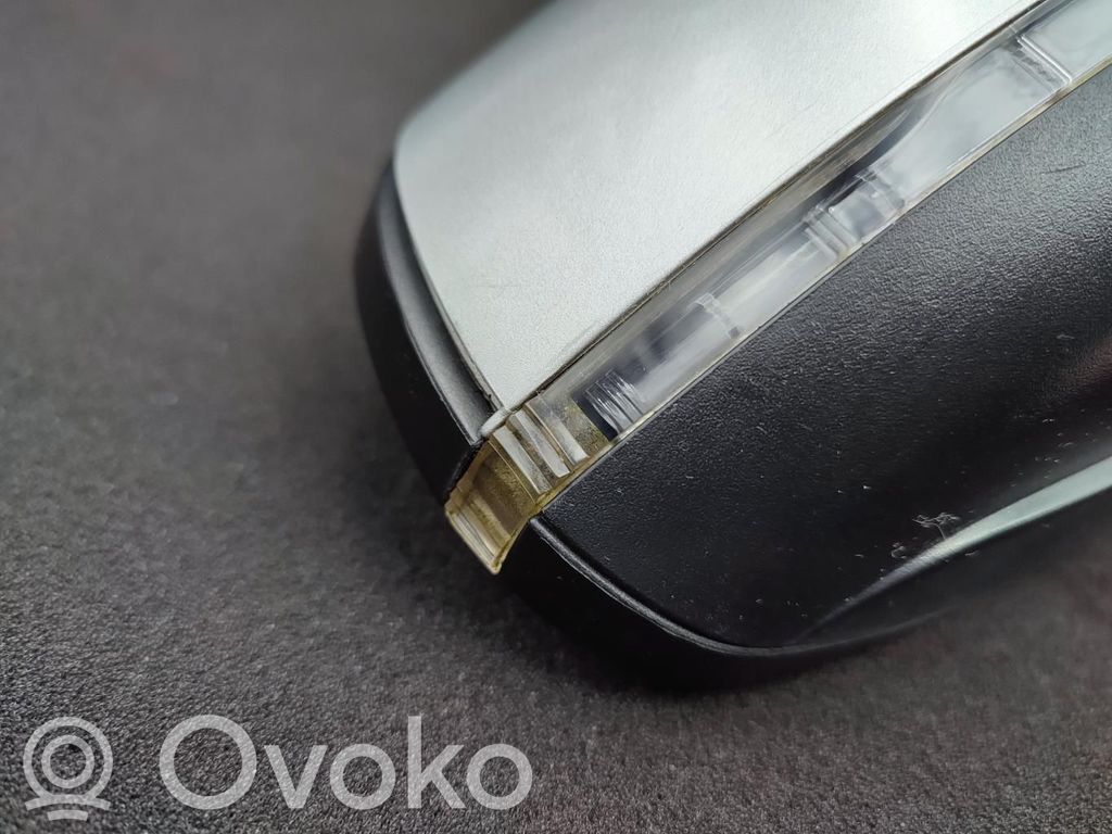 Audi A1 Manualne lusterko boczne drzwi przednich 