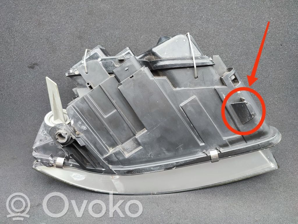 Audi A6 S6 C5 4B Headlight/headlamp 
