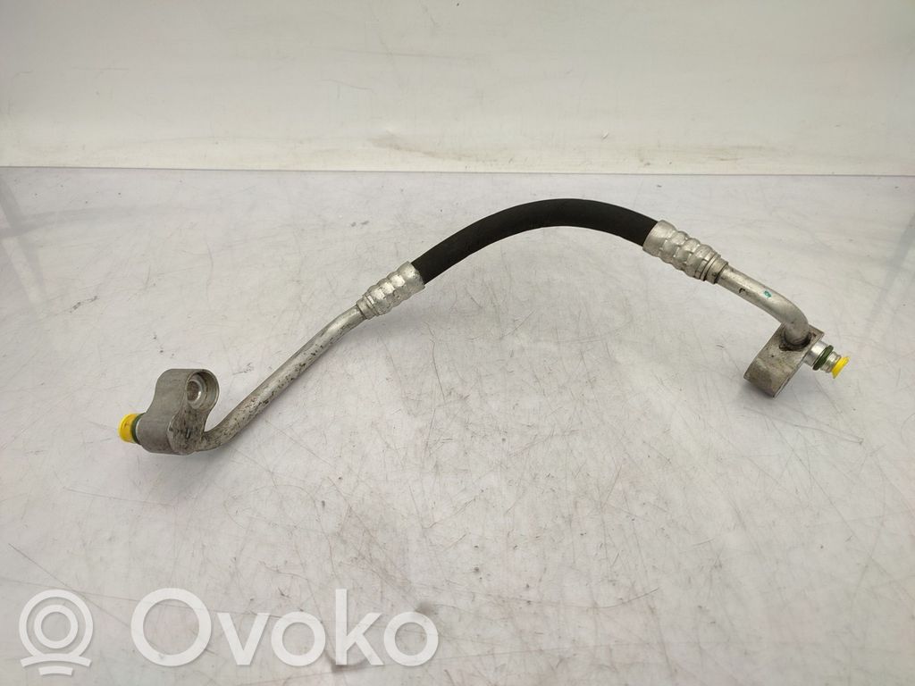 BMW 3 E46 Air conditioning (A/C) pipe/hose 
