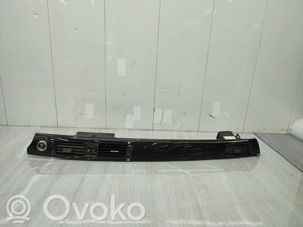 BMW 3 E92 E93 Rejilla de ventilación central del panel 
