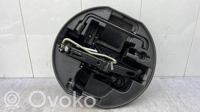 Tool set   00006736C4