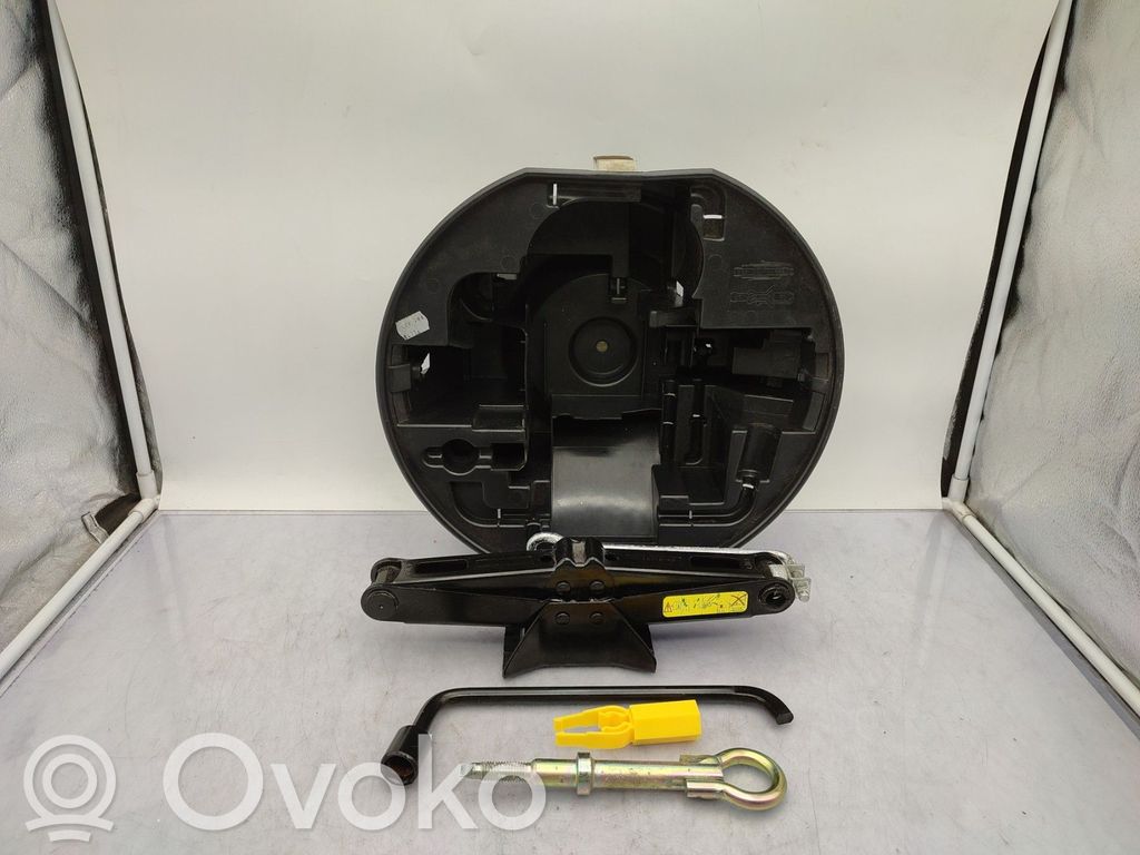 Citroen C3 Tool set 