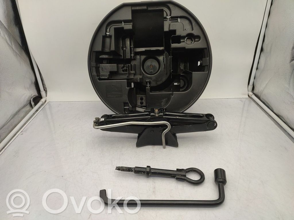 Citroen C3 Tool set 