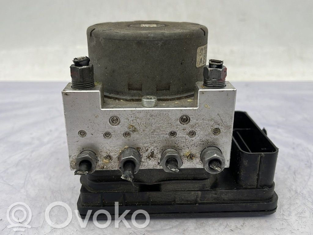 ABS-pumppu   1616763680