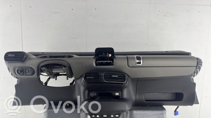 Citroen C4 Cactus Dashboard 