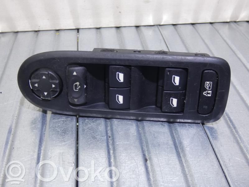 Citroen C5 Electric window control switch 