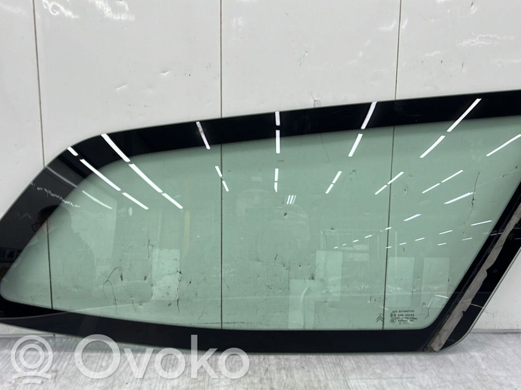 Citroen C5 Rear side window 