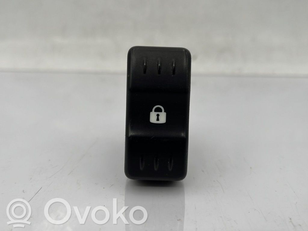 Dacia Logan I Central locking switch button 