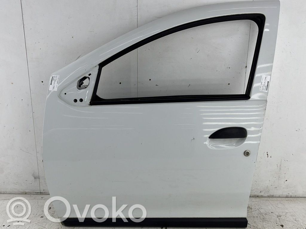 Dacia Logan II Priekinės durys 