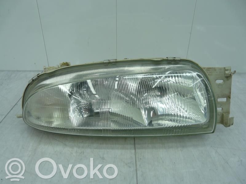 Ford Fiesta Headlight/headlamp 