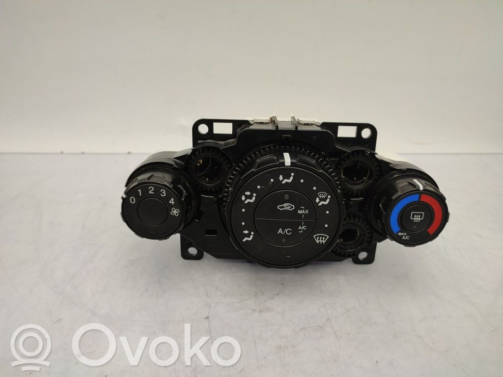 Ford Fiesta Climate control unit 