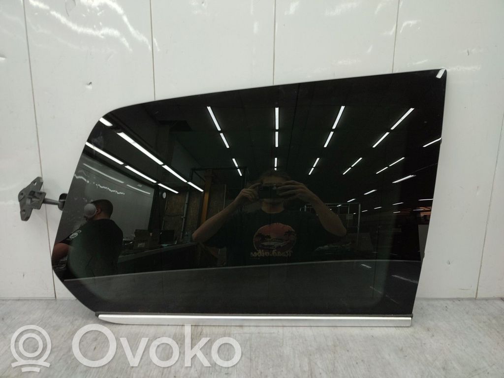 Ford Galaxy Rear side window 