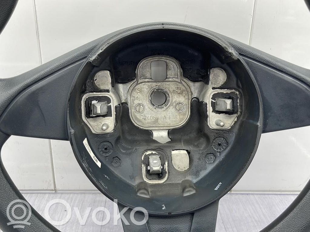 Steering wheel   1891540