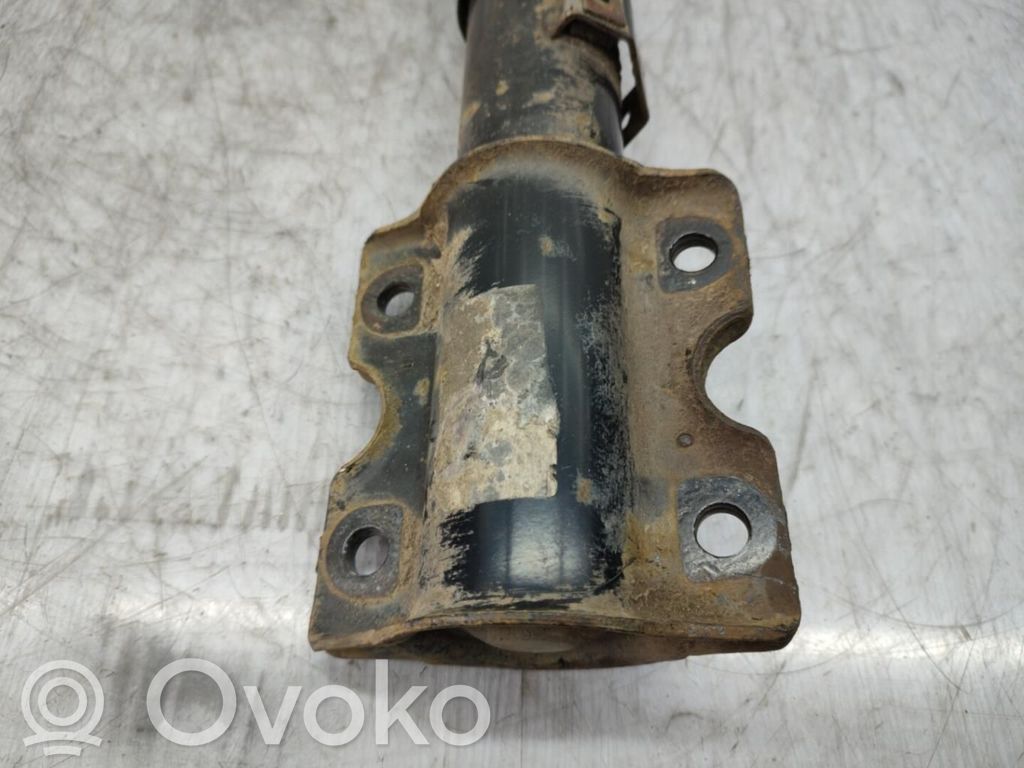Front shock absorber with coil spring