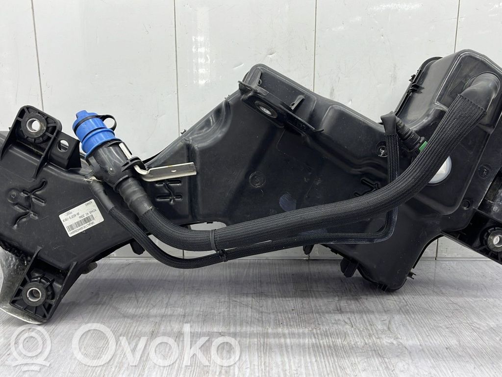 Polttoainesäiliö   KV615J228BF