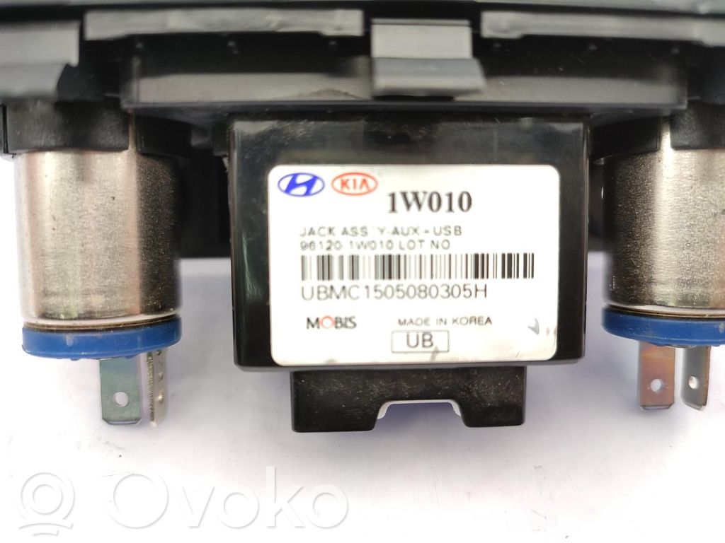 KIA Rio Priză USB 