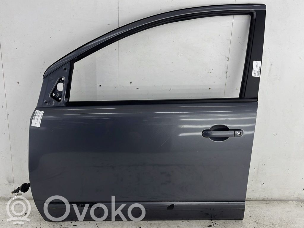 Priekinės durys   H01019U0M0