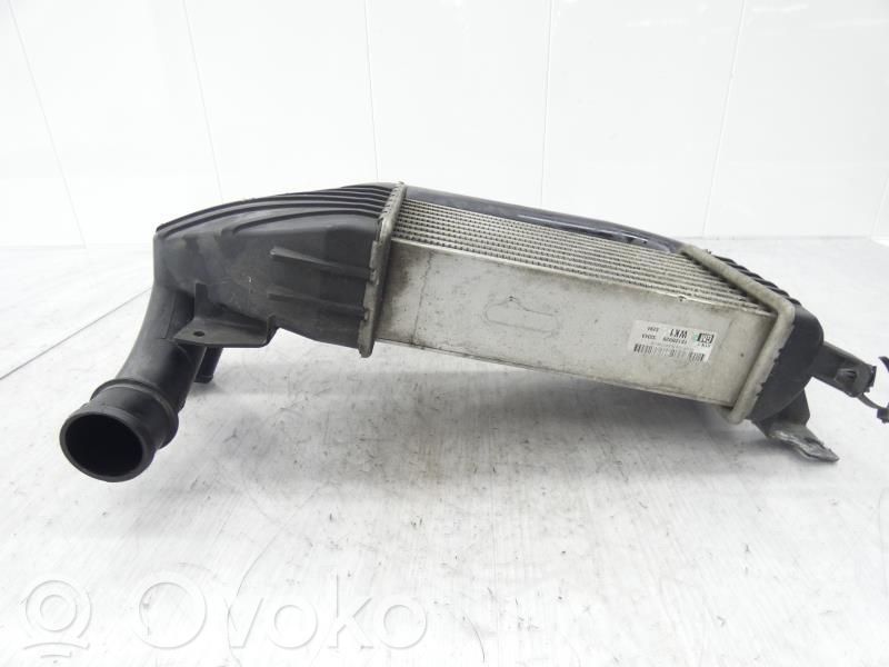 Opel Astra H Radiator intercooler 