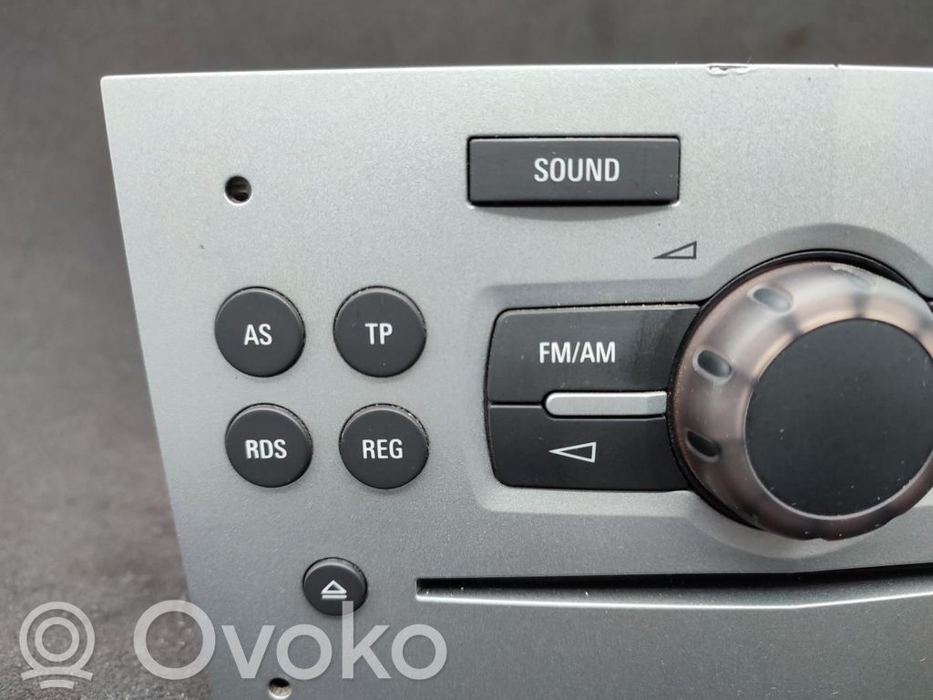 Opel Corsa D Radio / CD-Player / DVD-Player / Navigation 
