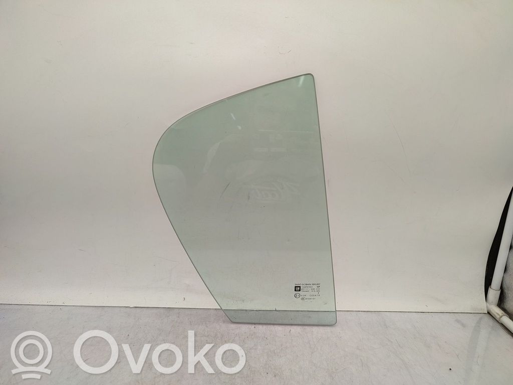Opel Corsa D Ventanilla de ventilación de la puerta trasera 