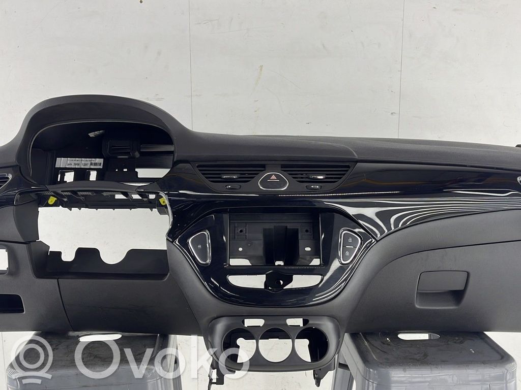 Dashboard   39061297