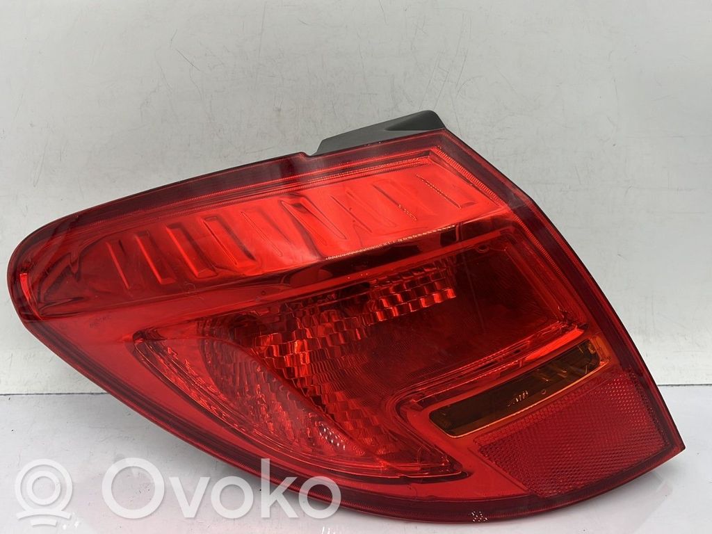 Opel Meriva B Galinis žibintas kėbule 