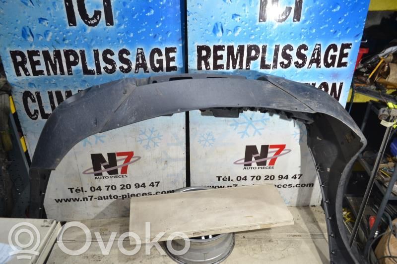 Renault Scenic I Parachoques delantero 