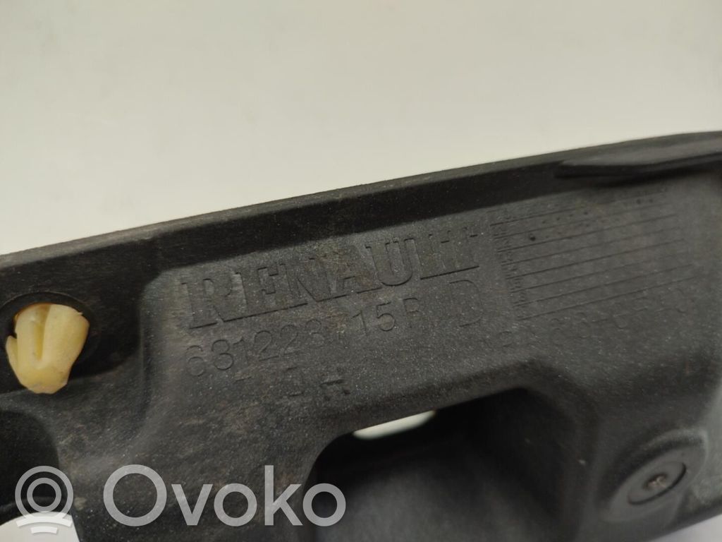 Renault Scenic III -  Grand scenic III Uchwyt / Mocowanie błotnika przedniego 