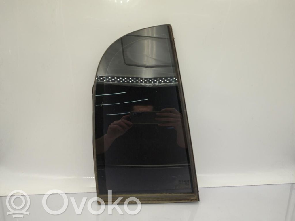 Renault Vel Satis Ventanilla de ventilación de la puerta trasera 