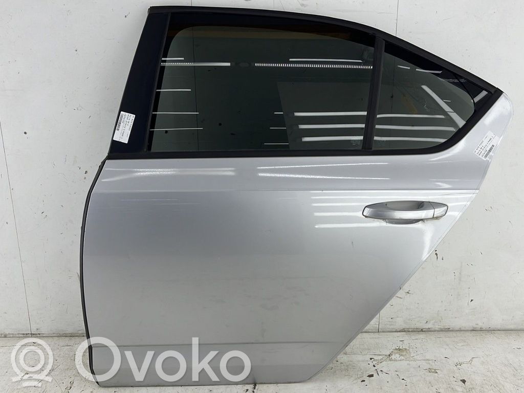 Skoda Octavia Mk3 (5E) Puerta trasera 