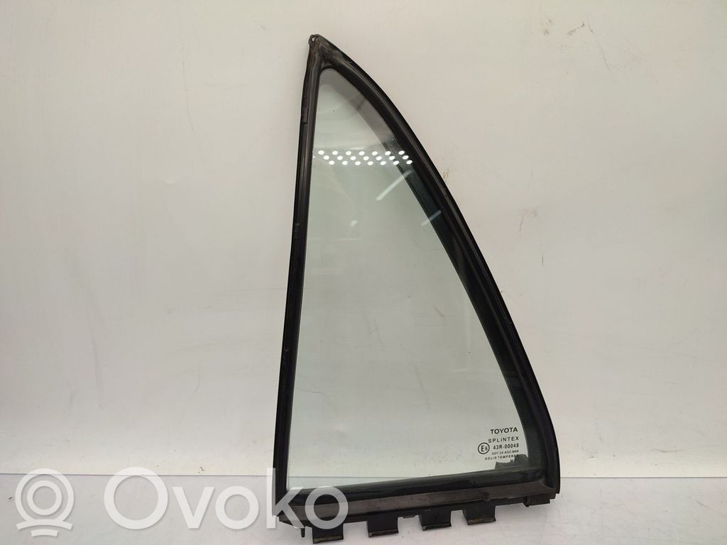 Toyota Corolla E120 E130 Ventanilla de ventilación de la puerta trasera 