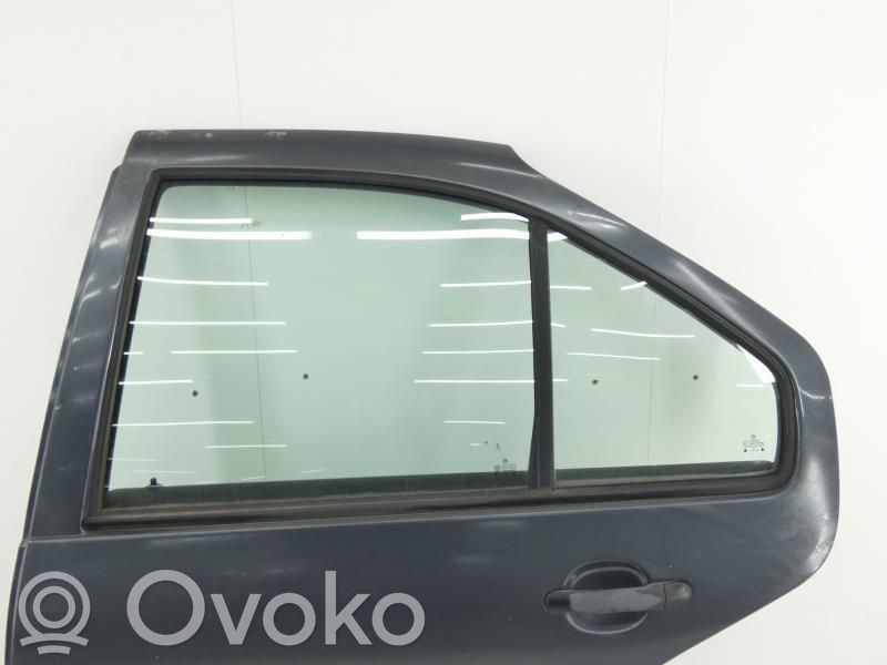 Volkswagen Bora Puerta trasera 
