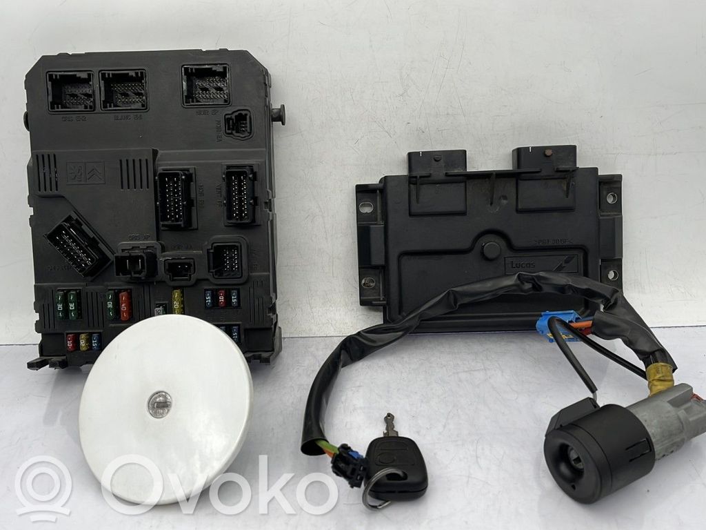 Peugeot 206 Engine ECU kit and lock set 