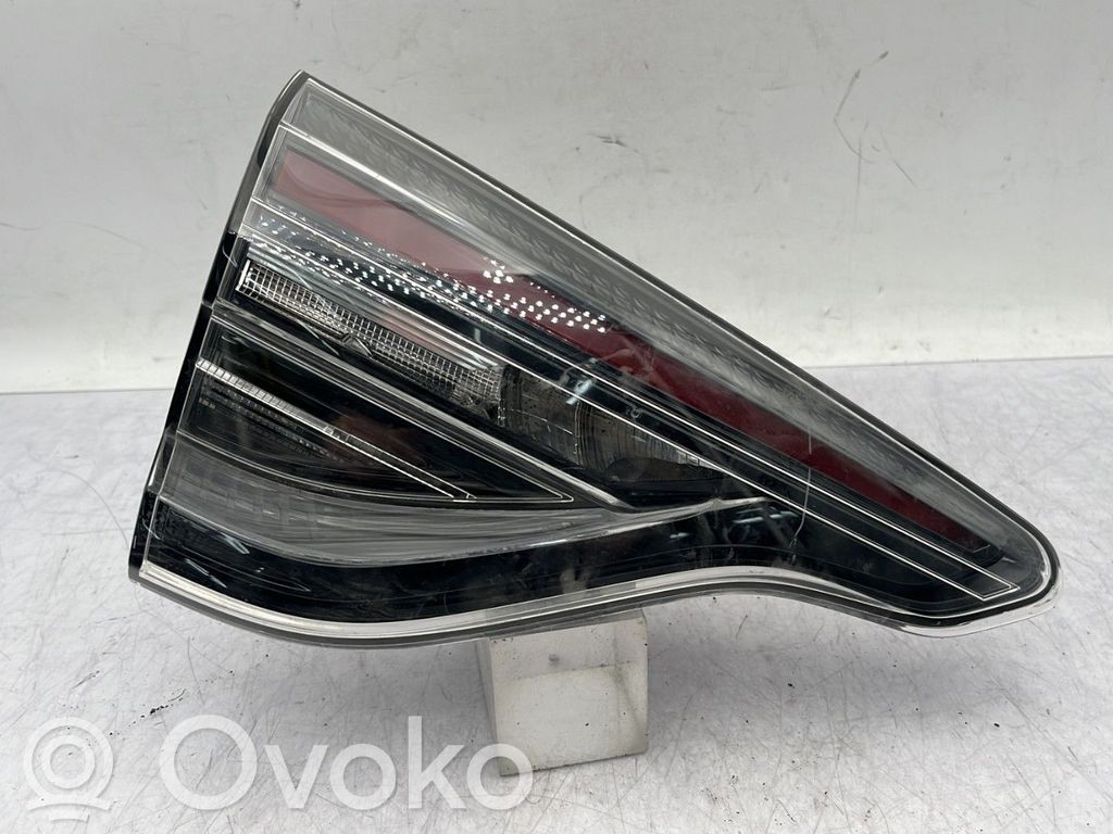 Renault Clio V Tailgate rear/tail lights 