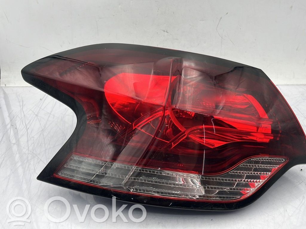 Citroen DS4 Luz trasera/de freno 