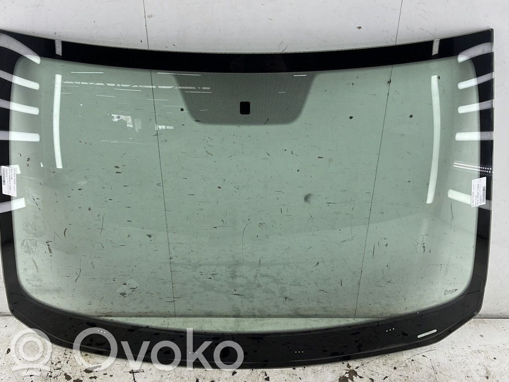 Dacia Sandero Parbriz față 